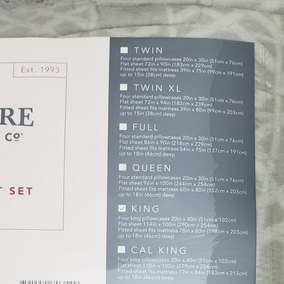 NWT*Berkshire Velvetsoft Sheet Set with Extra Pillowcases - Picture 4 of 7